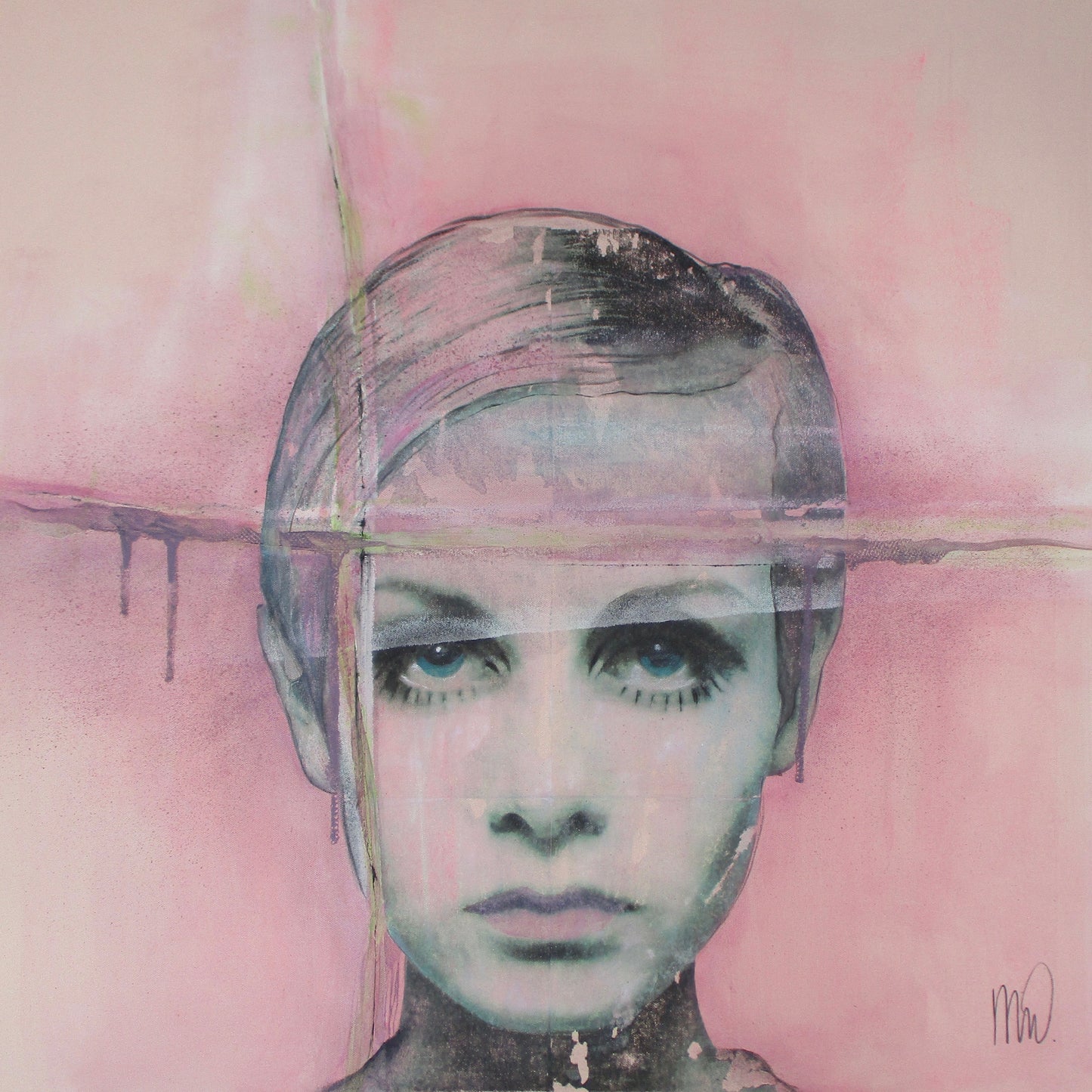 Twiggy in pink
