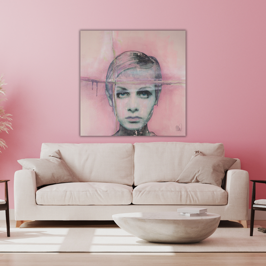 Twiggy in pink
